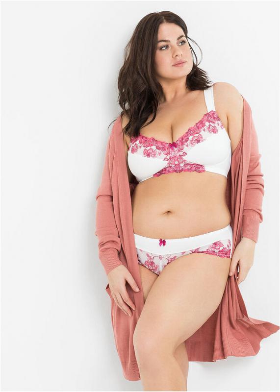 Merevítő nélküli hímzett csipkés szett: melltató 105/B +bugyi 52/54