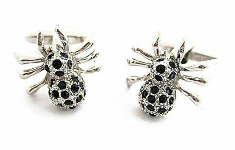 MNG02 - Fekete strasszköves, pók alakú mandzsettagomb, kézelőgomb