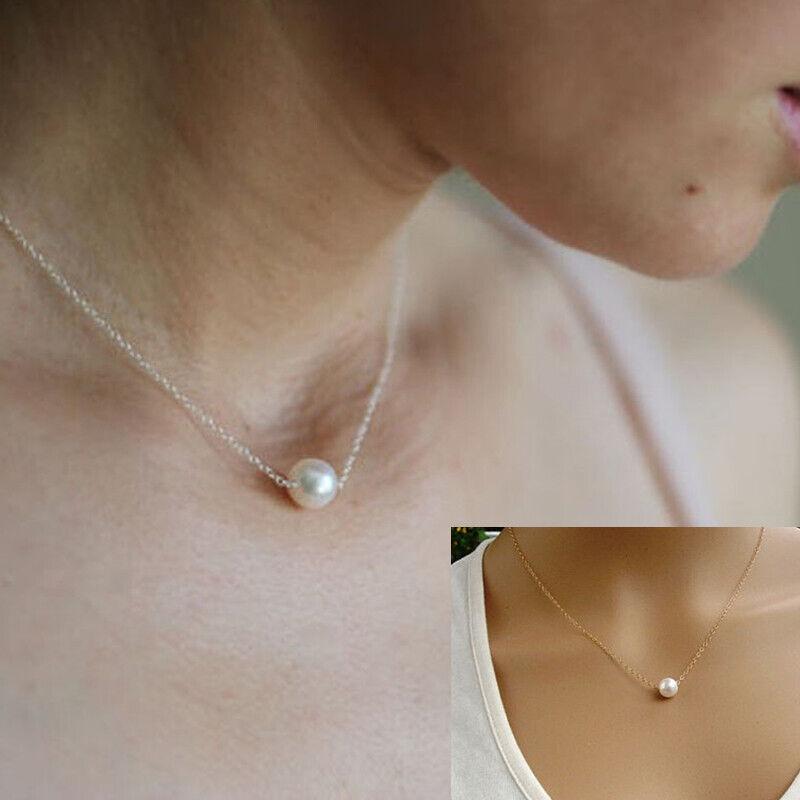 NYM56 - Ezüst színű nyaklánc fehér teklagyönggyel