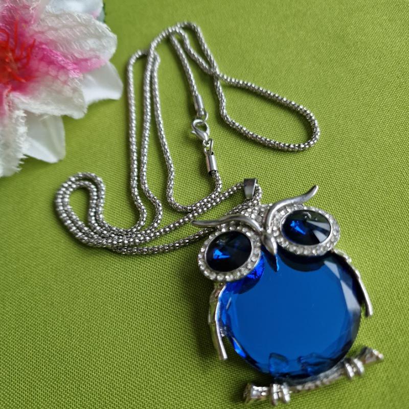 NYM82 - Strassz- és opál köves bagoly nyaklánc medállal 43x55mm