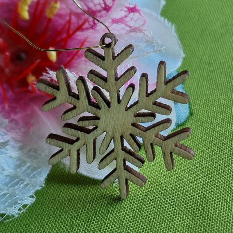 OTT103 - Karácsonyi fa dekor, Medál, DIY Kézművesség, Scrapbooking – Hópehely