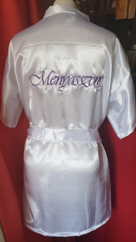 SZK25 - HÍMZETT Szatén köntös