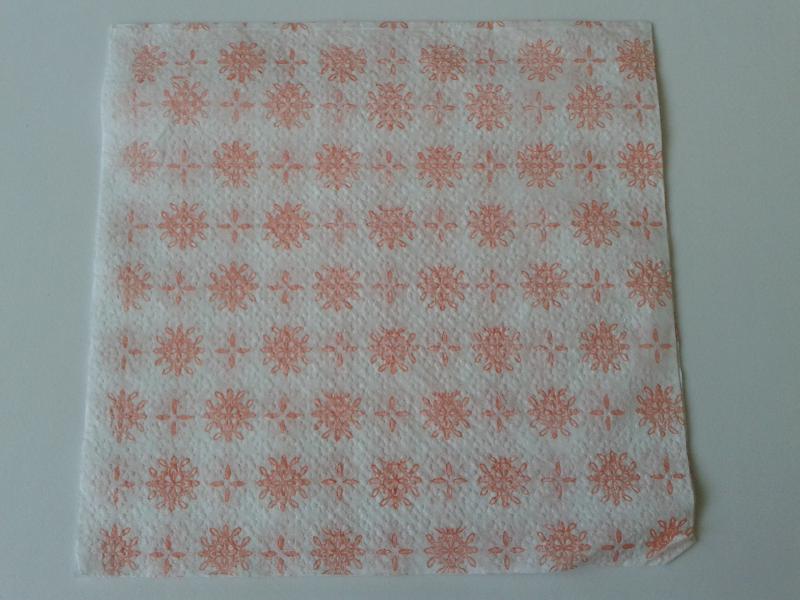 SZV115 Dekoupage - Fehér alapon kis narancs virágok 1 rétegű szalvéta