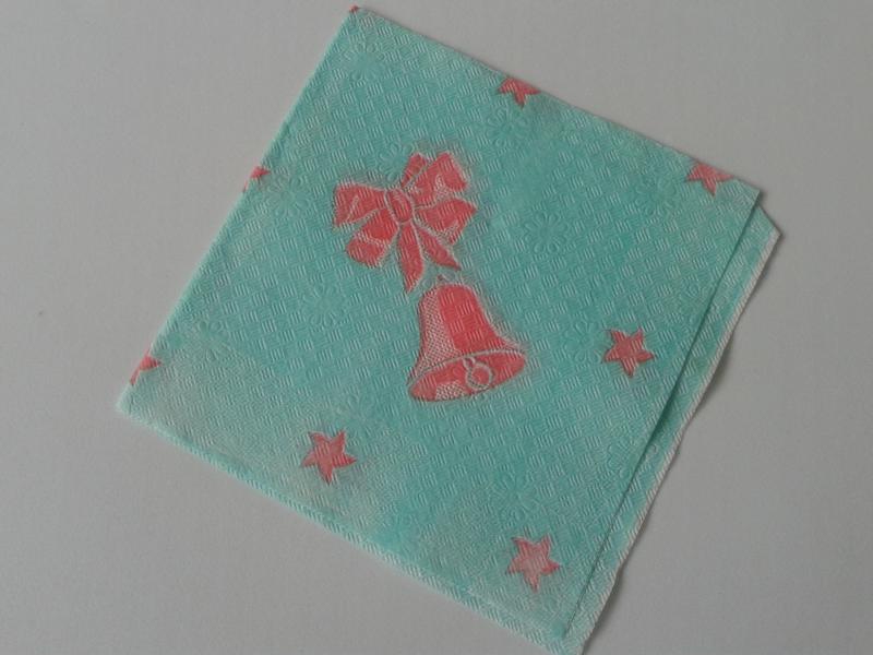 SZV16 Dekoupage - Retro: zöld alapon piros masnis csengettyű 1 rétegű szalvéta