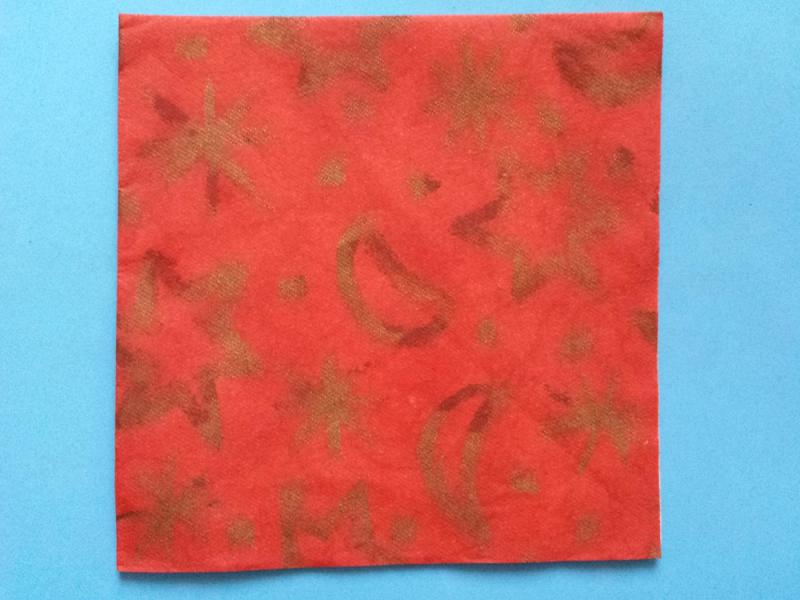 SZV21 Dekoupage - Piros alapon arany hold, csillag 3 rétegű szalvéta