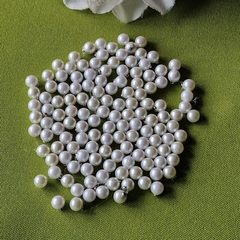 Tekla gyöngyök, viaszolt gyöngyök - 100db szegecselt fehér