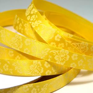 10SSM08 - 10mm-es apró virág mintás szatén szalag – sárga – 5 méter