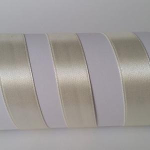 16SZS02 - 16mm-es szatén szalag – ekrü 2.