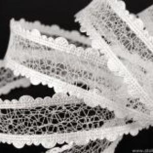 25SZK19 - 25mm-es Csipkehálós kivágott szatén szalag - fehér