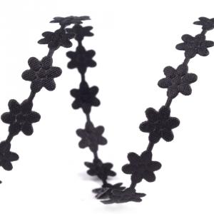7SZK15 - 7mm-es virág formájú, kivágott szatén szalag, virág szalag - fekete