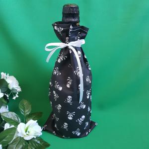 DCS73 - Koponya mintás bor és pezsgőtartó textil ajándéktasak, zsák kb. 13x32cm