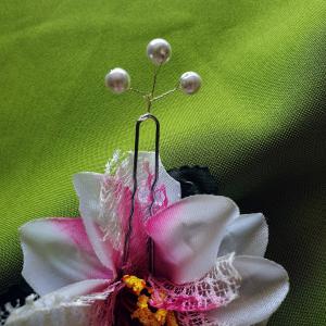 ESKÜVŐ HAD104 - Menyasszonyi 3 ágú gyöngyös hajtű, hajdísz