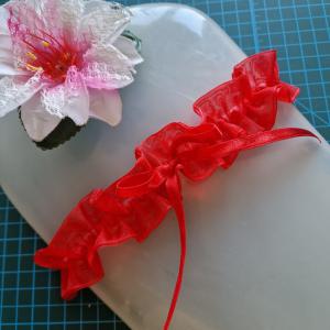 ESKÜVŐ HAK33 - 38mm-es Piros színű organza Harisnyakötő, Combcsipke