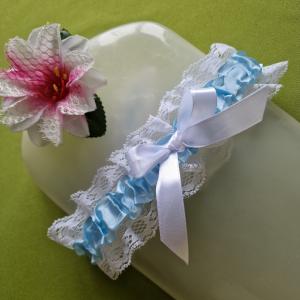 ESKÜVŐ HAK85 - 60mm-es kék, fehér masnis csipke Harisnyakötő, Combcsipke