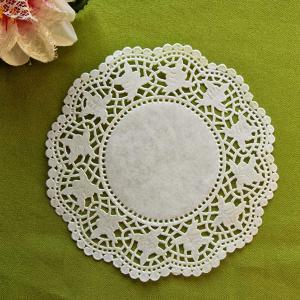 Esküvő KIEG23 - Kör alakú tortapapír, tortacsipke, alátét - 14 cm