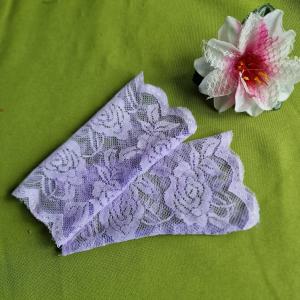 ESKÜVŐ KTY59GY – 15cm-es ujjatlan levendulalila színű csipke kesztyű kisméret