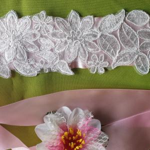 ESKÜVŐ MÖV05 - Ekrü csipke menyasszonyi öv 48x7 cm szatén szalagon