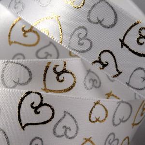 ESKÜVŐI dekor 22SSM59 - 22mm-es szív mintás szatén szalag - arany - ezüst