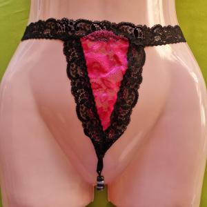 FEN164 - Női fehérnemű - Csipkés, gyöngyös G-string tanga bugyi