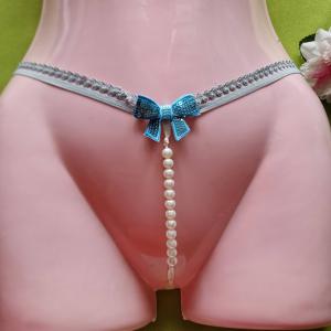 FEN55E - Női fehérnemű - Türkizkék masnis, gyöngyös G-string tanga bugyi