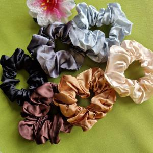 HAD177 - Hajgumi scrunchie - egyszínű szaténok