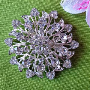 Kitűző, bross BRO217 – Strasszköves szívek, levelek 60mm