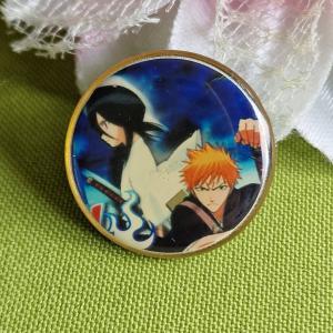 Kitűző, bross BRO433 - BLEACH anime - Kuroszaki Icsigo Ø 28mm