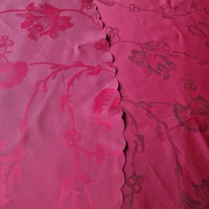 OTT98 - Bordó kétoldalas selyem asztalterítő 160 cm kör alakú