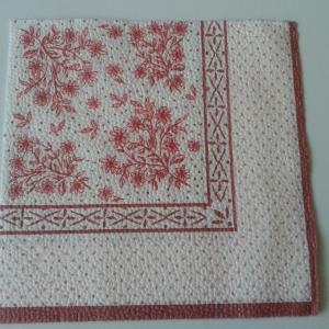 SZV114 Dekoupage - Pöttyös szél virágmintával - bordó 1 rétegű szalvéta