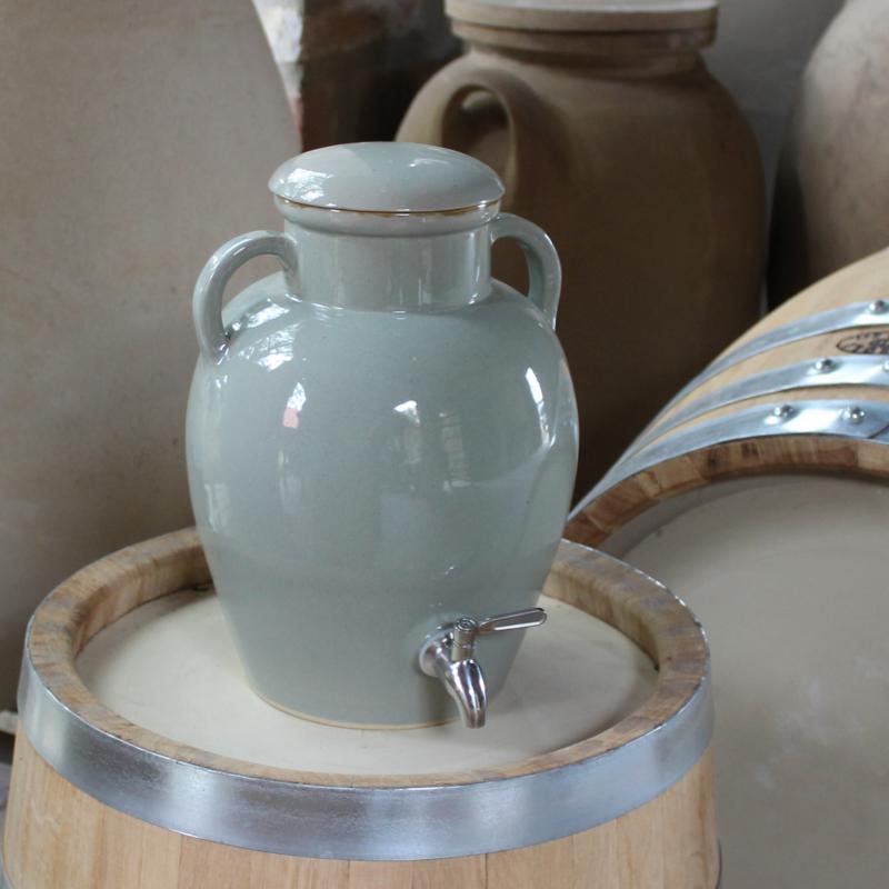 Ecetes edény - cement