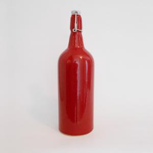 1,5l-es csatos palack, piros