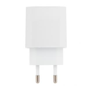 hálózati töltő USB és USB-C csatlakozással