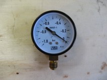 Vákuummérő óra 63 mm