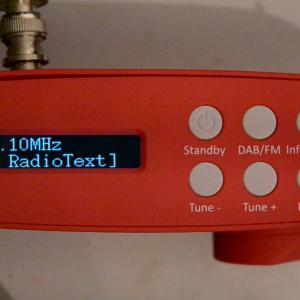 DAB + Rádió digitális FM rds kézi hordozható+táp Lcd kijelző világít