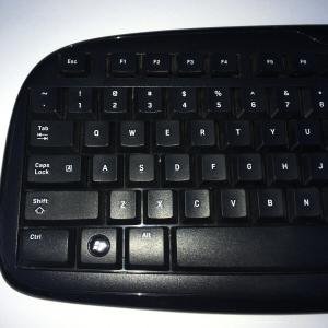 logitech classic keyboard 200 fr usb billrbtyűzet