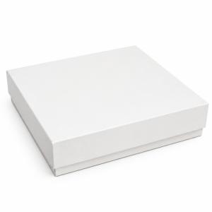 Nagyméretű prémium karton díszdoboz – 317×317×65 mm fehér