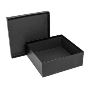 Prémium karton díszdoboz – fekete - 180×180×65 mm