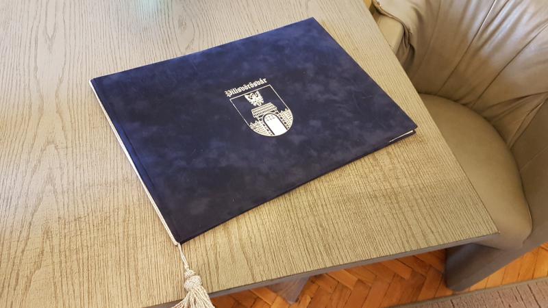 Oklevéltartó mappa - egyedi színekben