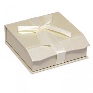 Celebration masnis univerzális díszdoboz, krém színben