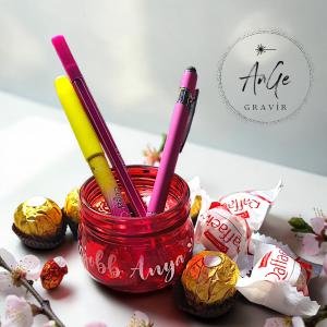 Gravírozott piros üveg