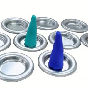 Illatosító házikó, füstölő kéménnyel