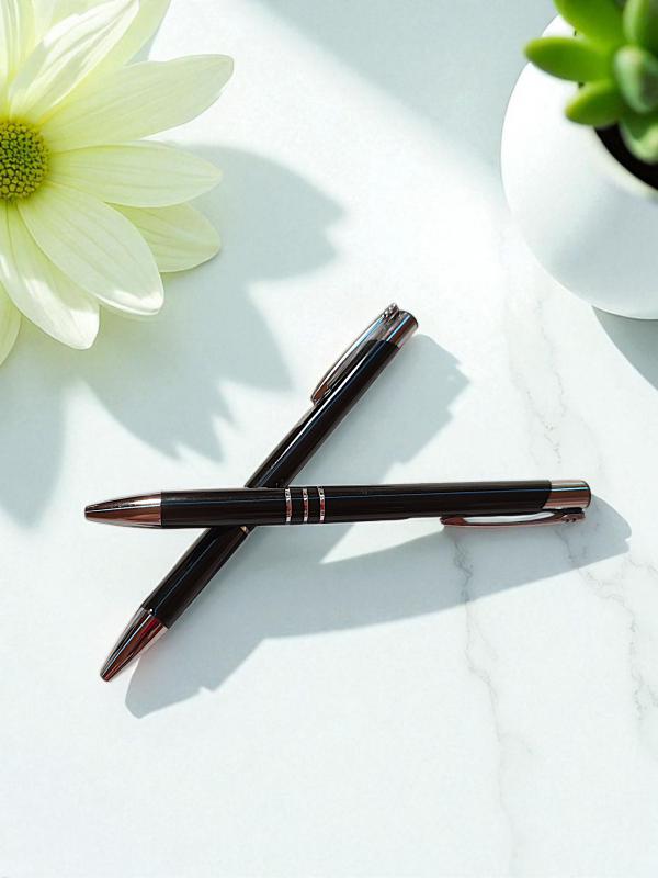 Fém golyóstoll, fekete