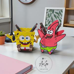 Spongyabob asztali tolltartó, festve