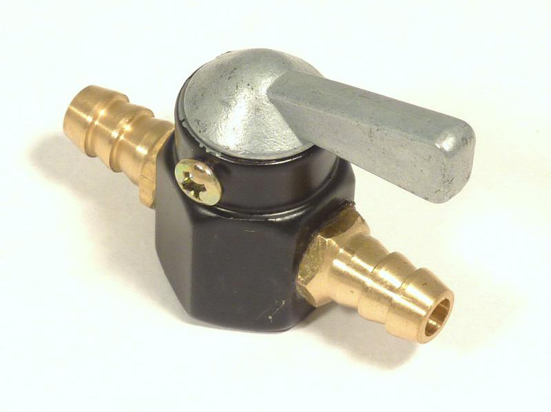 benzincsap univerzális D=7mm-es csőbe csatlakozt. BUZZETTI