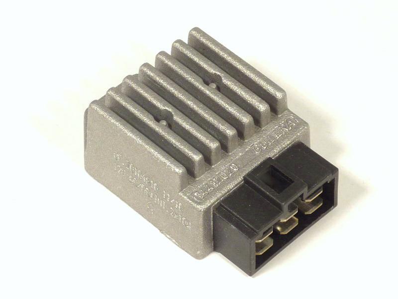 fesz. szabályozó RS-RX 50-DERBI SENDA-XRACE GUILERA