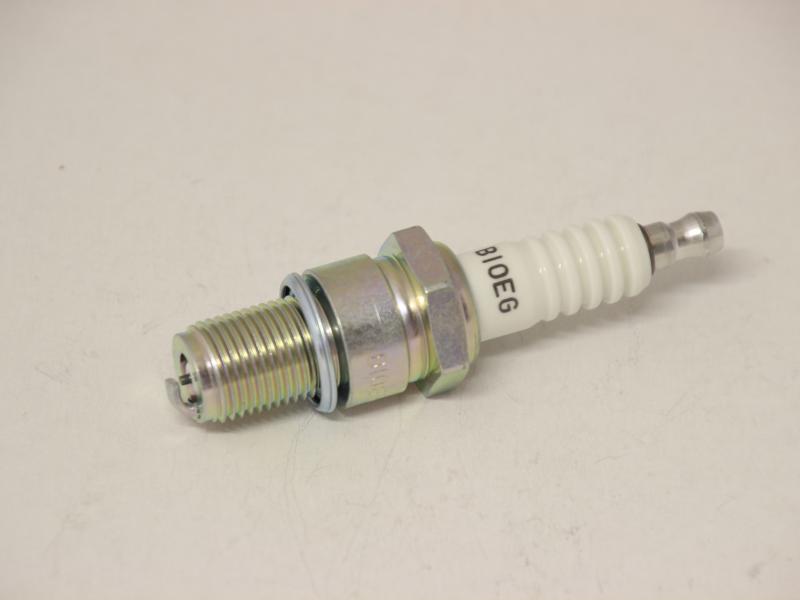 gyújtógyertya NGK B10EG hosszúmenetű tűelektródás NGK