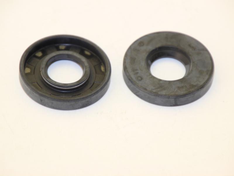 szimering 17x40x7 porvédő nélküli VESPA 50-125 els PIAGGIO-GILERA