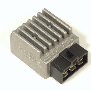 fesz. szabályozó RS-RX 50-DERBI SENDA-XRACE GUILERA