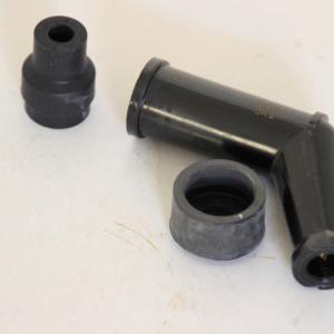 gyertyapipa 5Kohm 45° fekete M4 menetre NGK