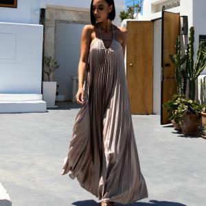 Flóra Pezsgő szatén ruha